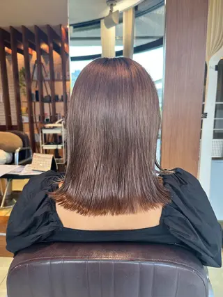 ミディアム カラー 大野 桃果のヘアスタイル