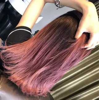 ミディアム レイヤー×縮毛矯正 深見 拓のヘアスタイル