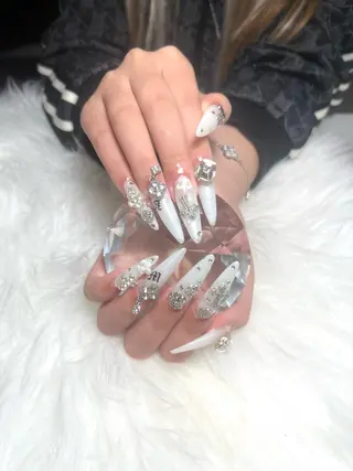 ネイル 井尻 紗菜のネイルデザイン