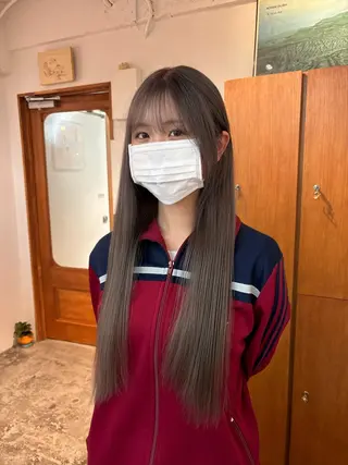 カラー aiko【艶カラー ・ミニモ年内で終了】のヘアスタイル