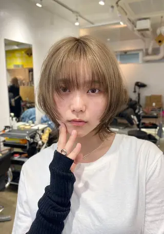 ミディアム カラー SALOWIN新宿三丁目【サロウィン】所属・レイヤー🔶髪質改善 🔶透明感カラー青木のヘアスタイル