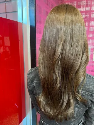 セミロング カラー 藤川 瑛梨奈のマツエク・マツパデザイン