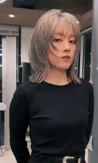 ミディアム 渡辺 良城のヘアスタイル