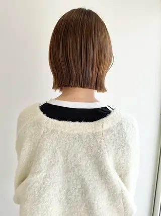 ショート カラー 会田有紀 /切りっぱなしボブのヘアスタイル