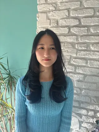 ロング LEE HORIE所属・松田 百花のヘアスタイル