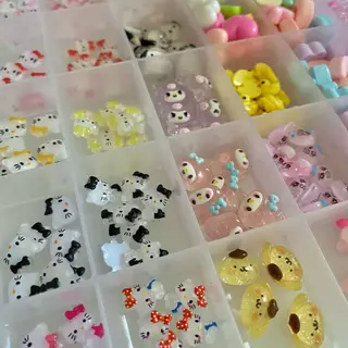 ネイル BONNIE所属・BONNIE MIKIのネイルデザイン