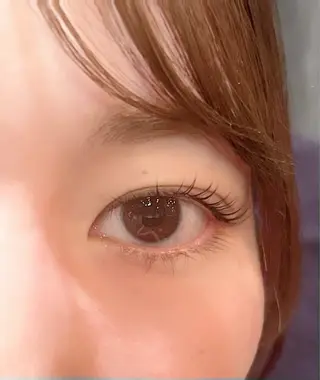 マツエク・マツパ BRIC A BRAC所属・熊谷 夏の花のマツエク・マツパデザイン