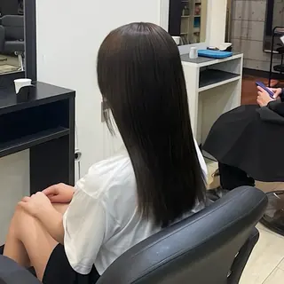 ロング MIRAN stylistのヘアスタイル