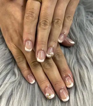 ショート ネイル MADIA 横浜所属・池上 優希のネイルデザイン