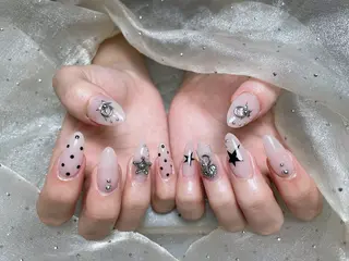 ネイル モナ& あきのネイルデザイン