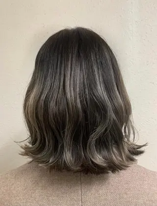 ミディアム カラー ゆうつ やすひとのヘアスタイル