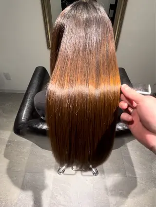 ロング 髪質改善特化🫧 梶川　歩哉のヘアスタイル