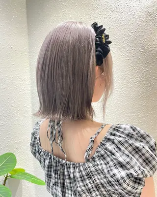 カラー ハイトーンカラー🎀 小野百葉のヘアスタイル