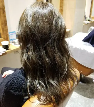 ロング カラー 顔周りレイヤーカット 髪質改善代表西村功平のヘアスタイル