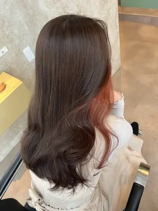ロング カラー 小谷 梨奈のヘアスタイル