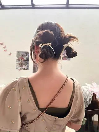 ミディアム ヘアアレンジ miku🎀門前仲町 ブリーチ・レイヤーのヘアスタイル