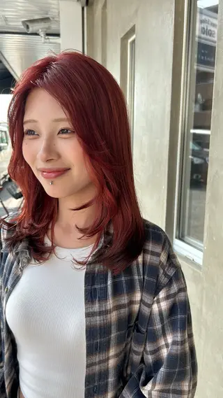 ミディアム カラー 柔らかカラー🥛 mayucoのヘアスタイル