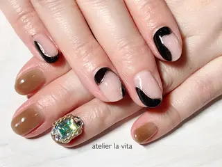 ネイル atelier la vita所属・lavita. mimuraのネイルデザイン