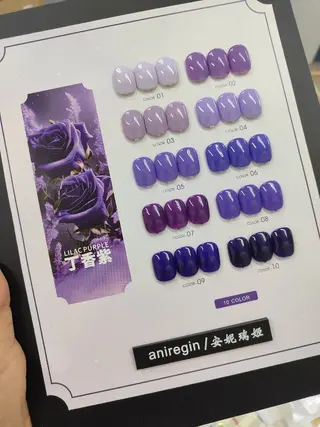 ネイル 鈴木 彩星のネイルデザイン