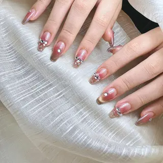 ネイル RAFFINE haru🦋🩵のネイルデザイン