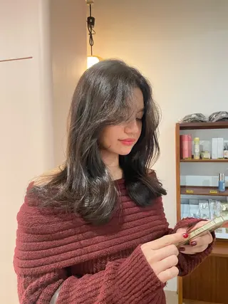 ミディアム カラー ゆるふわガーリーst yle🩰yuukaのヘアスタイル