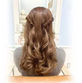 ヘアアレンジ 谷本 萌のヘアスタイル