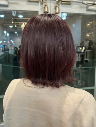 ショート カラー 山﨑彩乃 🫧 縮毛矯正のヘアスタイル