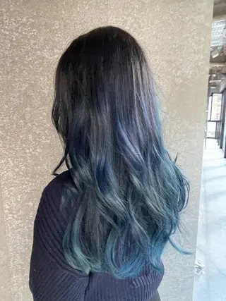 ロング 韓国式パーマ🔥 ブリーチ🔥TOMOのヘアスタイル