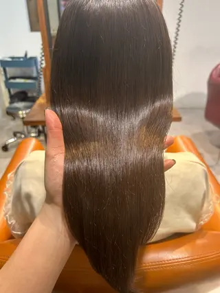 セミロング カラー ikeda shioriのヘアスタイル