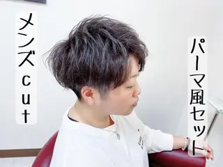 ショート カラー YURI ✨のヘアスタイル