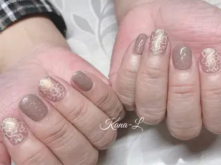 ネイル 芦辺 香奈のネイルデザイン