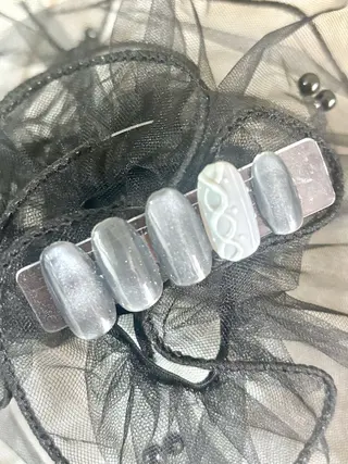 ネイル ゆうちゃんカット専門店所属・ゆうちゃんネイル フィルイン対応のネイルデザイン