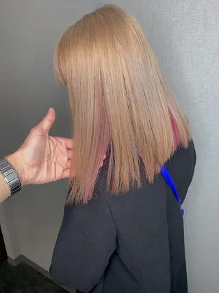 セミロング stylist ネネのヘアスタイル