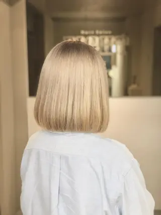 ミディアム EIGHT 船橋のヘアスタイル