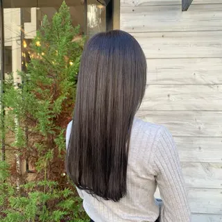 ロング 柳川沙羅 🌿透明感カラーのヘアスタイル