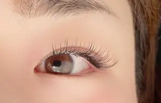 マツエク・マツパ Vif【ヴィフ】所属・【 Vif 】 SHIORIのマツエク・マツパデザイン