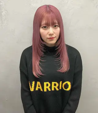 ロング 綾乃／デザインカラー ／ハイトーン／ボブのヘアスタイル