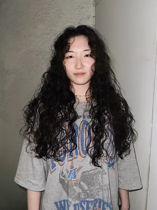 ロング パーマ THE  AGATA TOKYO所属・外国人風パーマ/デザ インカット🦕✨アミのヘアスタイル