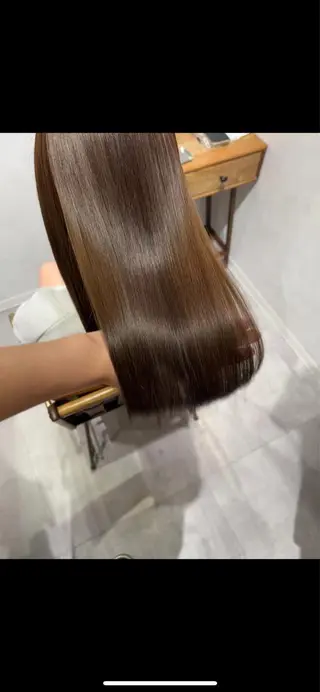 セミロング ひろし/髪質改善/ 縮毛矯正/上品✨のヘアスタイル