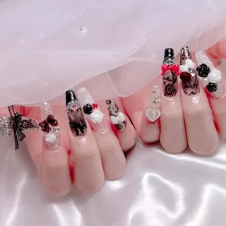 ネイル Mari 🎀六月移転のネイルデザイン