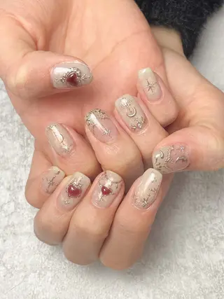 ネイル atelier　FIORITURA所属・FIORITURA aiのネイルデザイン