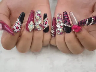 ネイル LoLo nail kのネイルデザイン