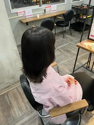 ミディアム 村本 優依のヘアスタイル