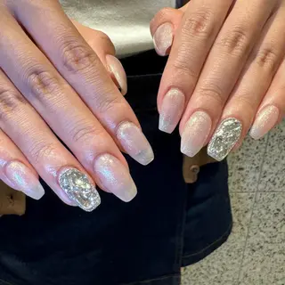 ネイル RIEKO🍒 ワンホン♡推しネイルのネイルデザイン