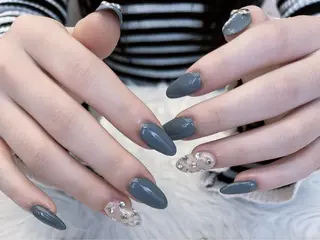 ネイル ネイルサロンAiri 長さ出し·シンプルのネイルデザイン