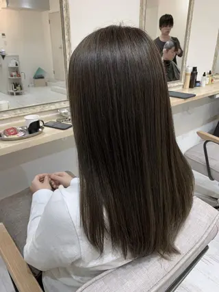 セミロング カラー 山本 悟志のヘアスタイル