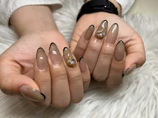 ネイル SOARE🤍 🤍のネイルデザイン