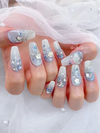 ネイル 五十嵐 美智のネイルデザイン