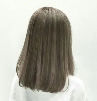ミディアム パーマ 🩵艶ハイトーン／ 艶パーマ🩵ユウゴのヘアスタイル