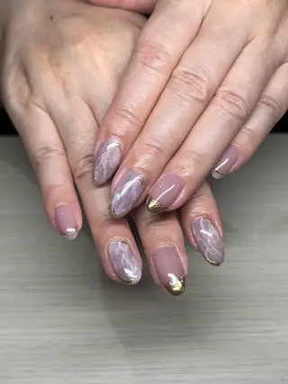 ネイル 板垣 愛理/airiのネイルデザイン